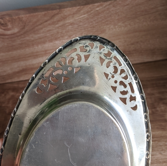 1940s Sheffield Electroplated Silver Tray - Picture 8 of 10